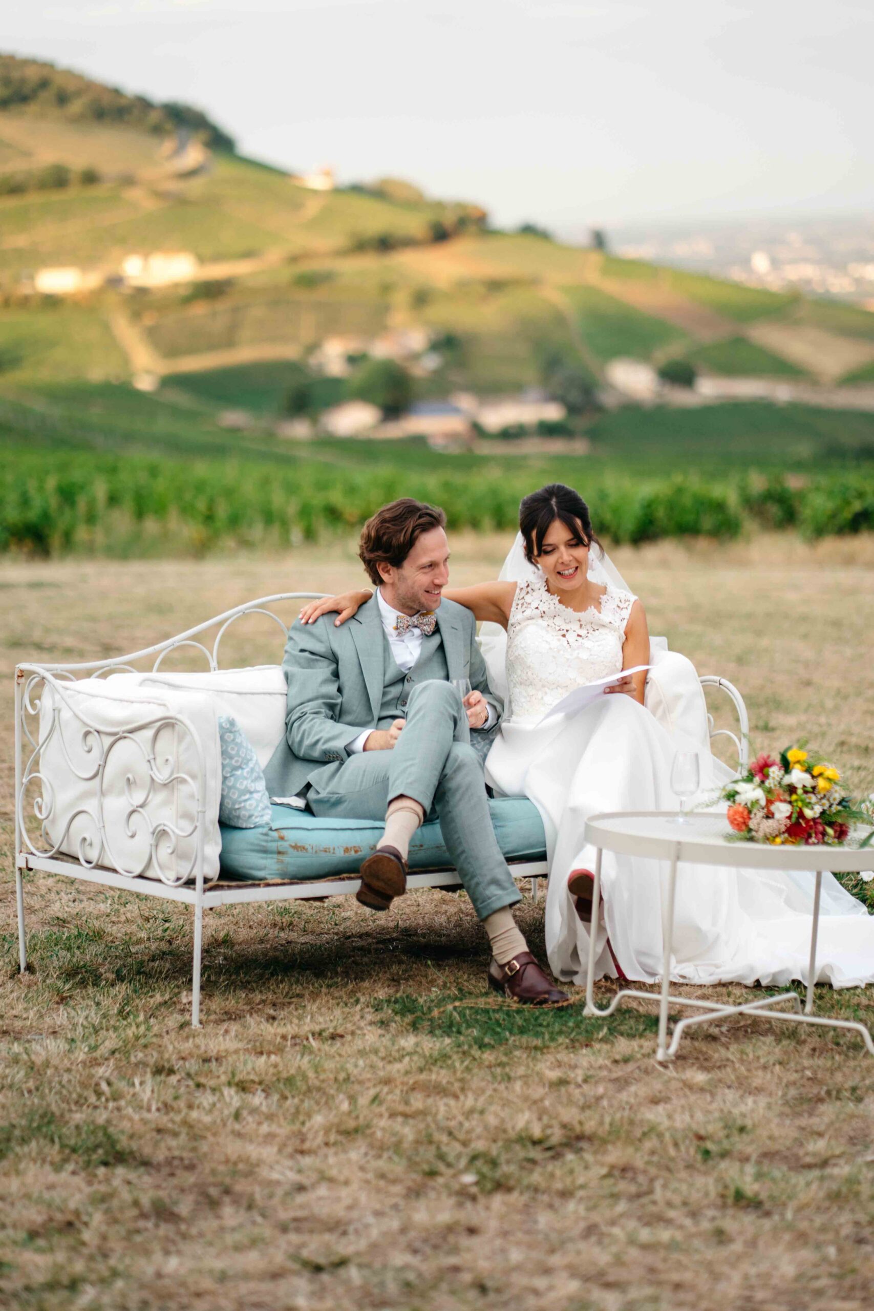 vue sur les vignes dans le beaujolais , au lieu de réception de mariages de l'ermitage